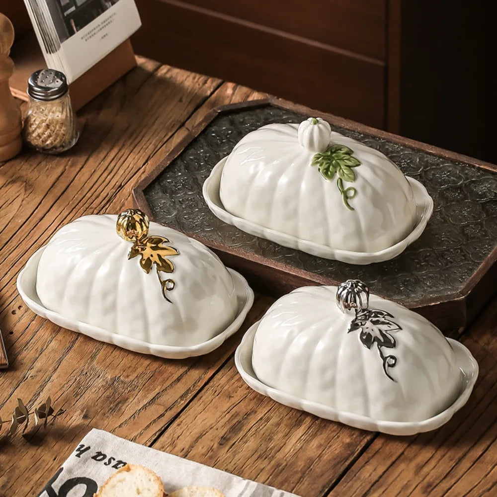 3D Pumpkin Shape Ceramic Butter Dish with Lid Embossed Butter Covered Cheese Storage Container Kitchen Table Decor Tableware
