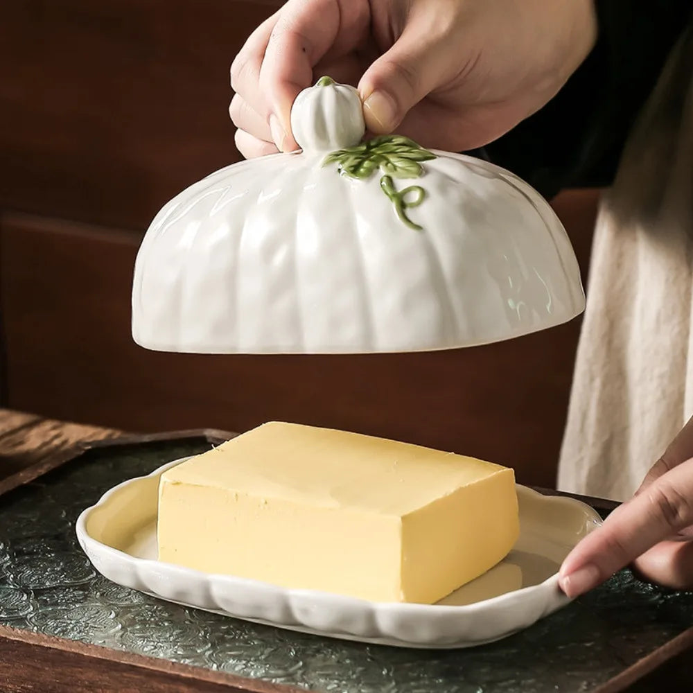 3D Pumpkin Shape Ceramic Butter Dish with Lid Embossed Butter Covered Cheese Storage Container Kitchen Table Decor Tableware
